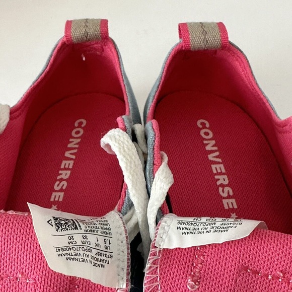 Converse Chuck Taylor, All Star Blue Pink Low Top Sneaker Girls Kids Size 1.5 Jr - Picture 13 of 14
